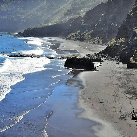 Big At Lila Pensión Puerto de la Cruz (Tenerife)